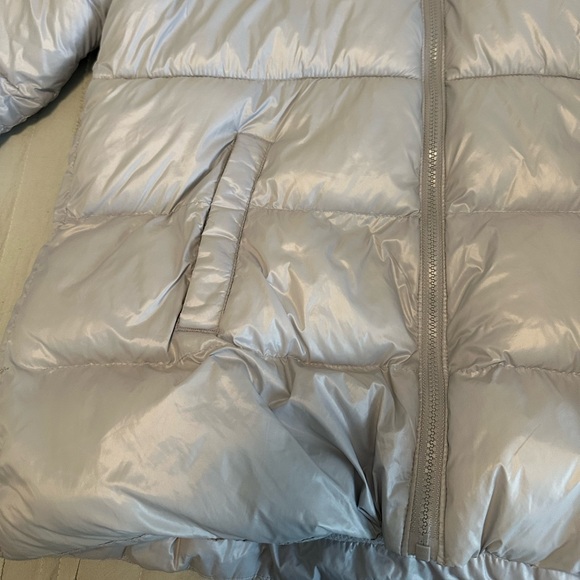 Old Navy Silver Puffer Coat | Size L - Picture 3 of 5
